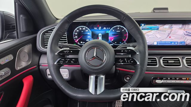 Mercedes-Benz GLE-Class 2023 — photo 21