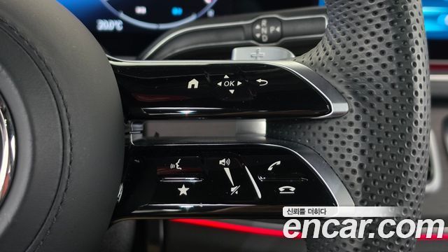 Mercedes-Benz GLE-Class 2023 — photo 23
