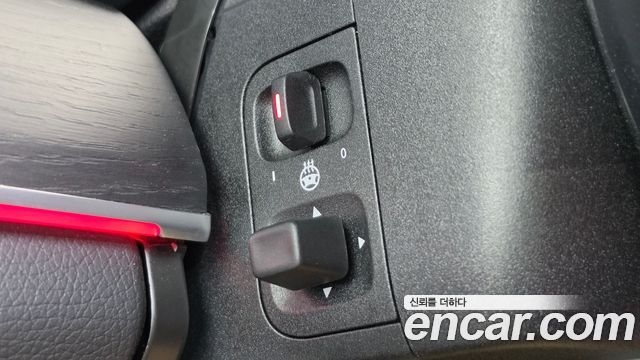 Mercedes-Benz GLE-Class 2023 — photo 24