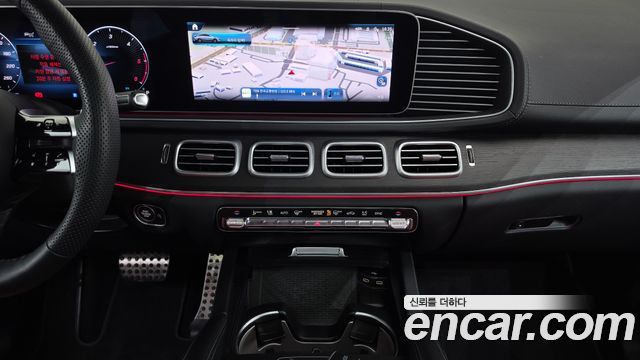 Mercedes-Benz GLE-Class 2023 — photo 25
