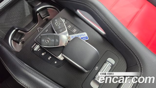 Mercedes-Benz GLE-Class 2023 — photo 32