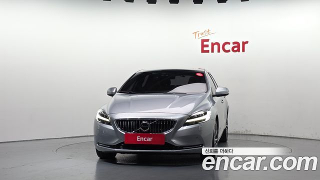 Volvo V40 2017 — photo 3
