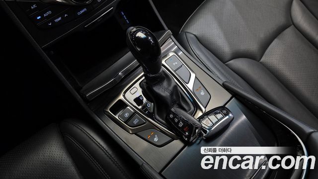 Hyundai Grandeur 2013 — photo 12