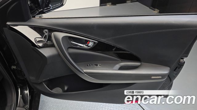 Hyundai Grandeur 2013 — photo 15