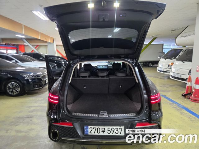 Genesis GV70 2023 — photo 18