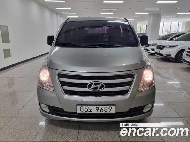 Hyundai Starex 2016 — photo 1