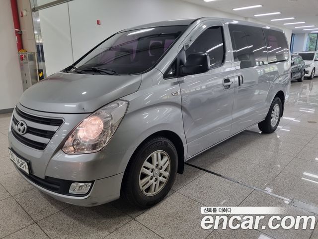 Hyundai Starex 2016 — photo 2