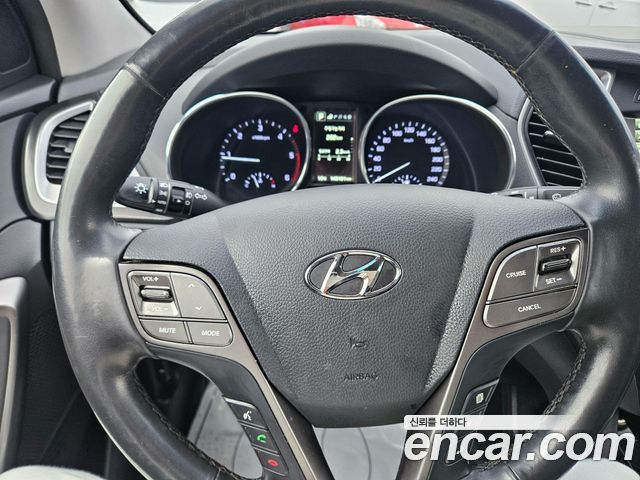 Hyundai Santafe 2016 — photo 5