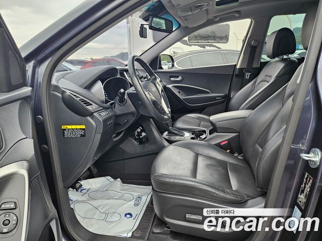 Hyundai Santafe 2016 — photo 11