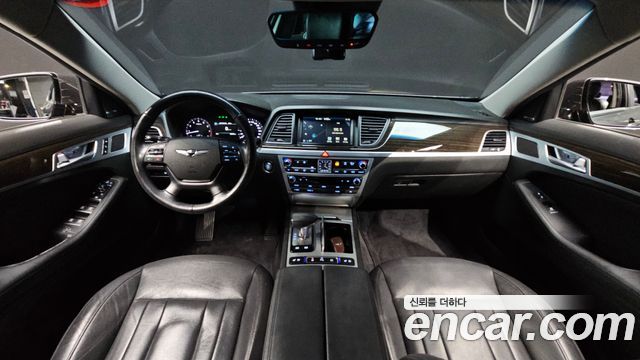 Genesis G80 2017 — photo 10