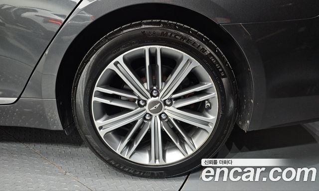 Genesis G80 2017 — photo 7