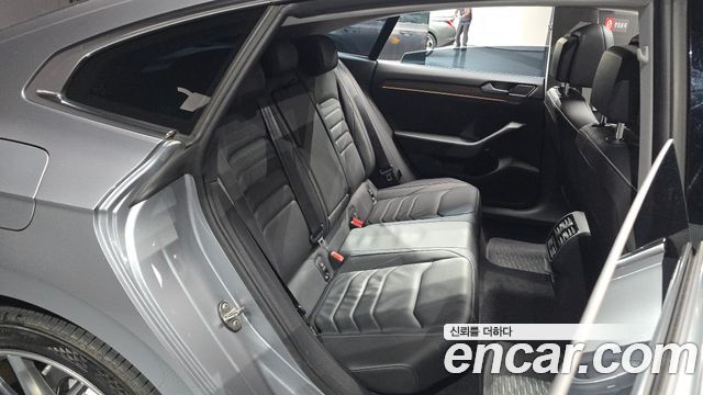 Volkswagen Arteon 2019 — photo 17