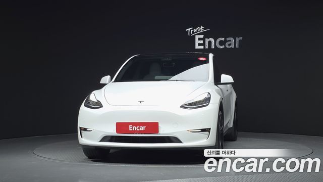 Tesla Model Y 2021 — photo 3