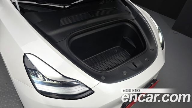 Tesla Model Y 2021 — photo 6