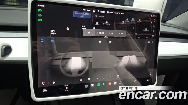 Tesla Model Y 2021 — photo 22