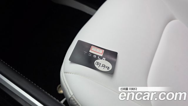 Tesla Model Y 2021 — photo 31