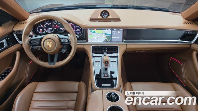 Porsche Panamera 2021 — photo 10