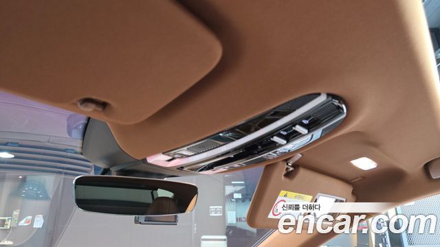 Porsche Panamera 2021 — photo 28
