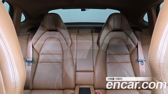 Porsche Panamera 2021 — photo 34