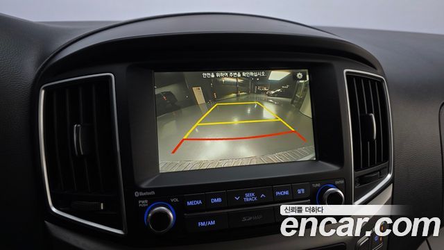 Hyundai Starex 2017 — photo 21
