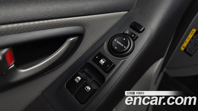 Hyundai Starex 2017 — photo 26