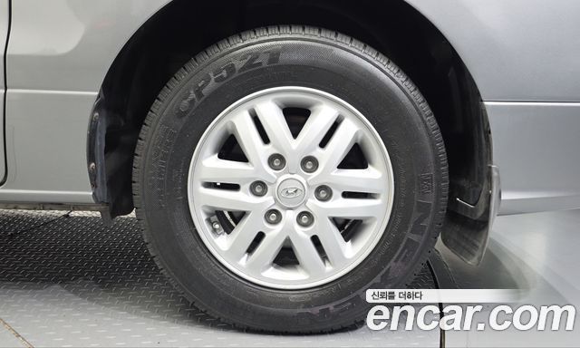 Hyundai Starex 2017 — photo 7