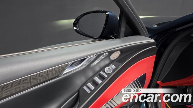 Genesis G80 2022 — photo 27