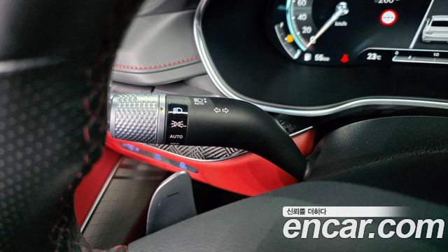 Genesis G80 2022 — photo 39