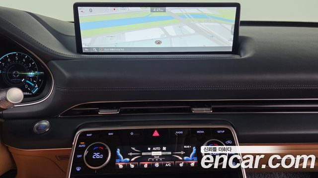 Genesis GV80 2023 — photo 33