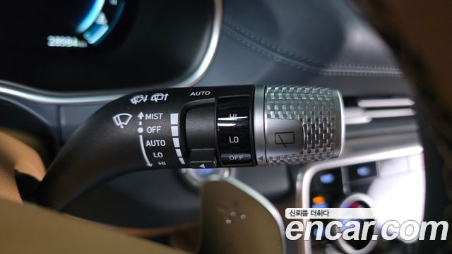 Genesis GV80 2023 — photo 38