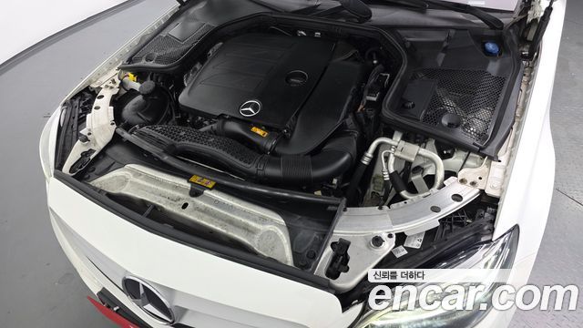 Mercedes-Benz C-Class 2019 — photo 6