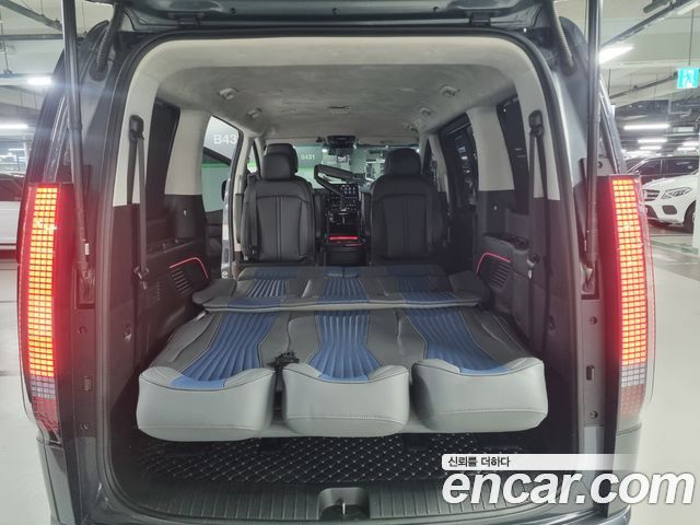 Hyundai Staria 2022 — photo 21