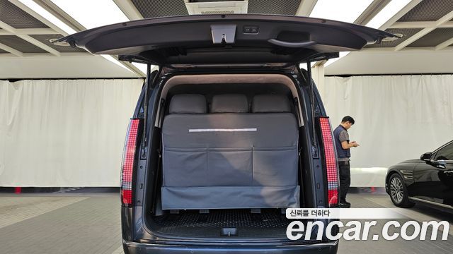 Hyundai Staria 2022 — photo 22