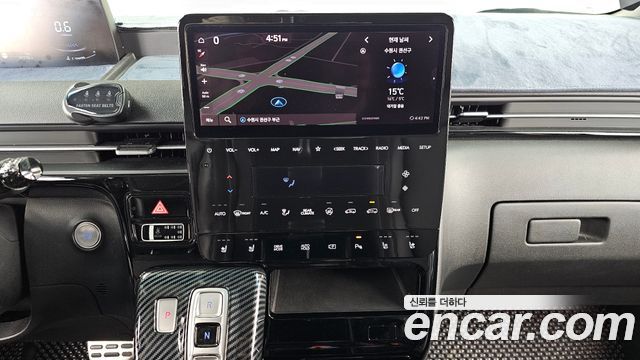 Hyundai Staria 2022 — photo 24