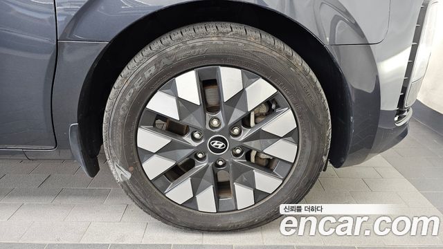 Hyundai Staria 2022 — photo 7