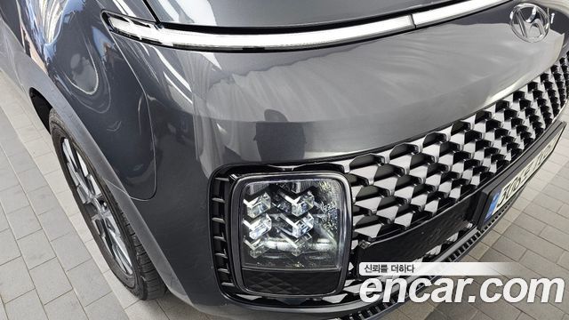Hyundai Staria 2022 — photo 8
