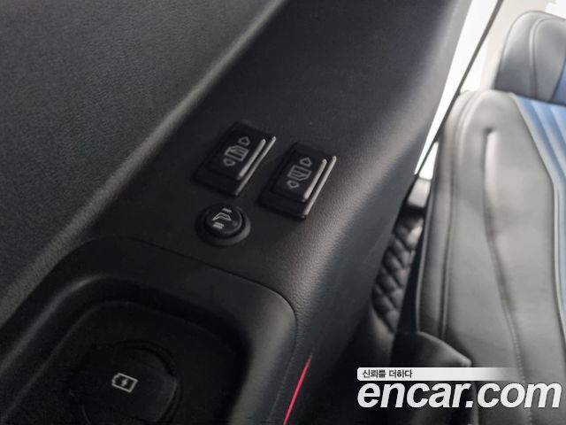 Hyundai Staria 2022 — photo 36