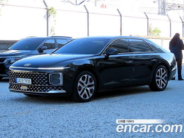 Hyundai Grandeur 2023 — photo 1