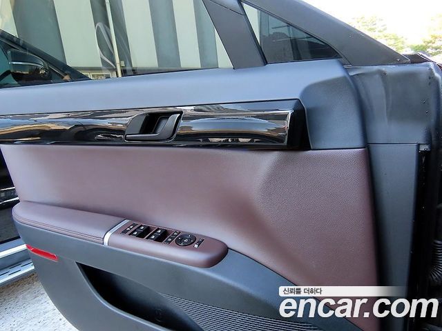 Hyundai Grandeur 2023 — photo 12
