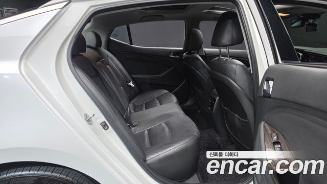 Kia K5 2014 — photo 12