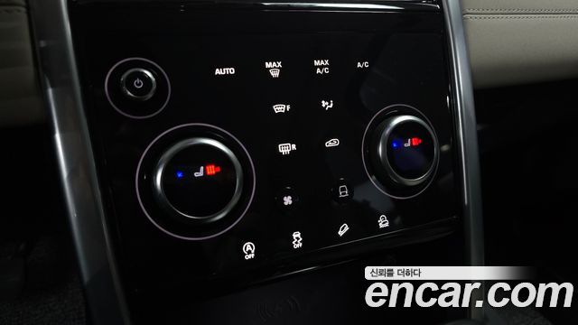 Land Rover Discovery Sport 2022 — photo 24