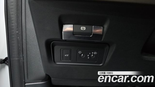 Land Rover Discovery Sport 2022 — photo 27