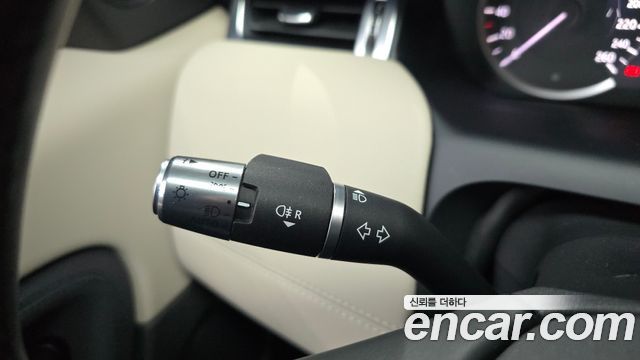 Land Rover Discovery Sport 2022 — photo 29