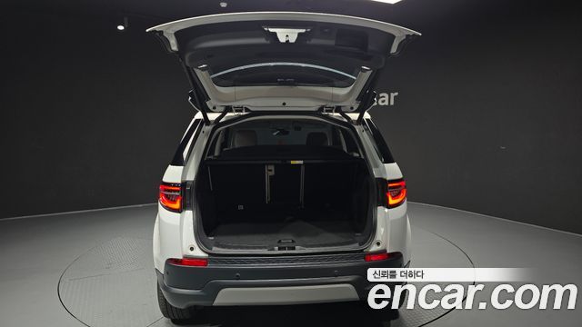 Land Rover Discovery Sport 2022 — photo 34