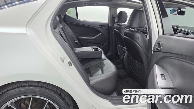 Kia K5 2014 — photo 11