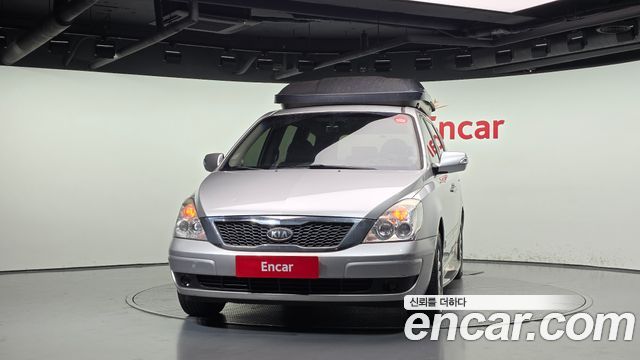Kia Canival 2012 — photo 3