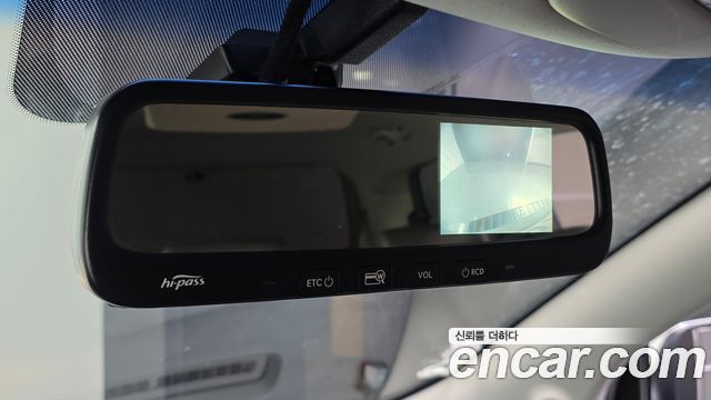 Kia Canival 2012 — photo 15