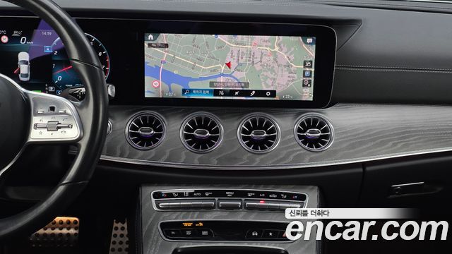 Mercedes-Benz CLS-Class 2021 — photo 19