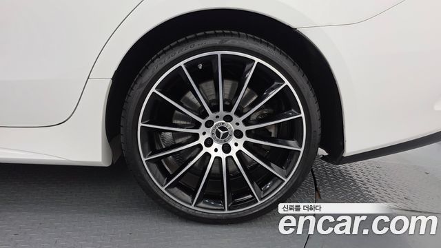Mercedes-Benz CLS-Class 2021 — photo 7