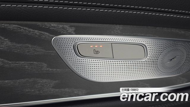 Mercedes-Benz CLS-Class 2021 — photo 30